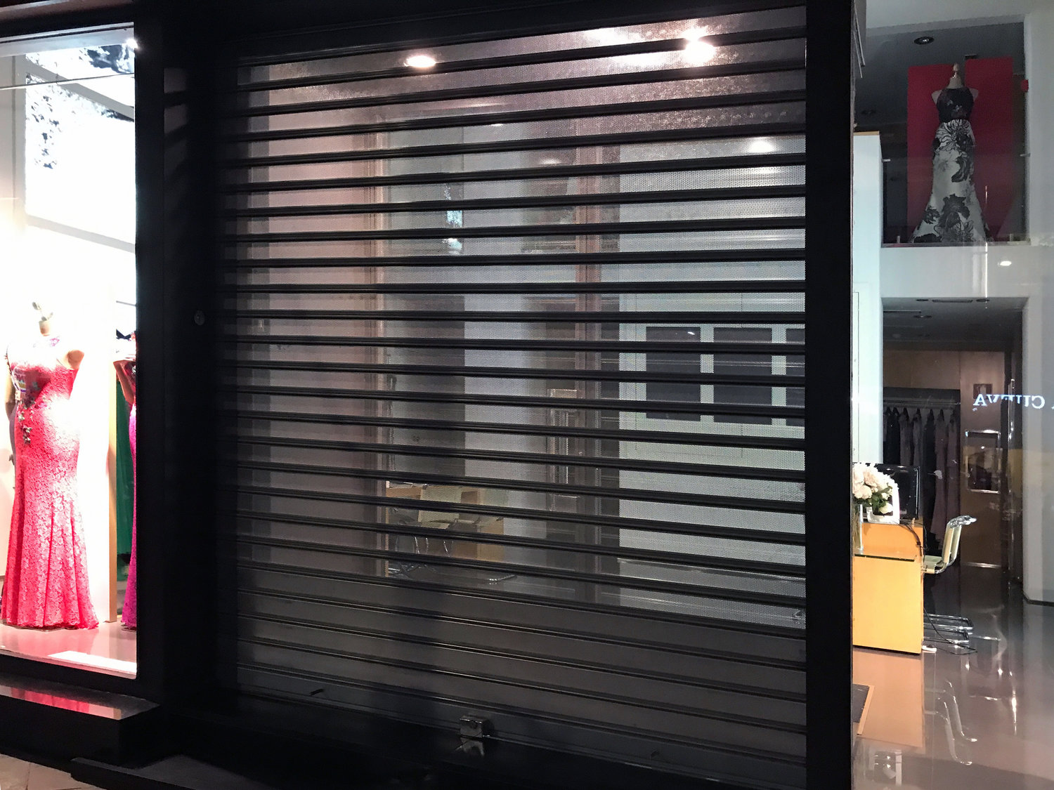 Perforated roller shutters Air Flow